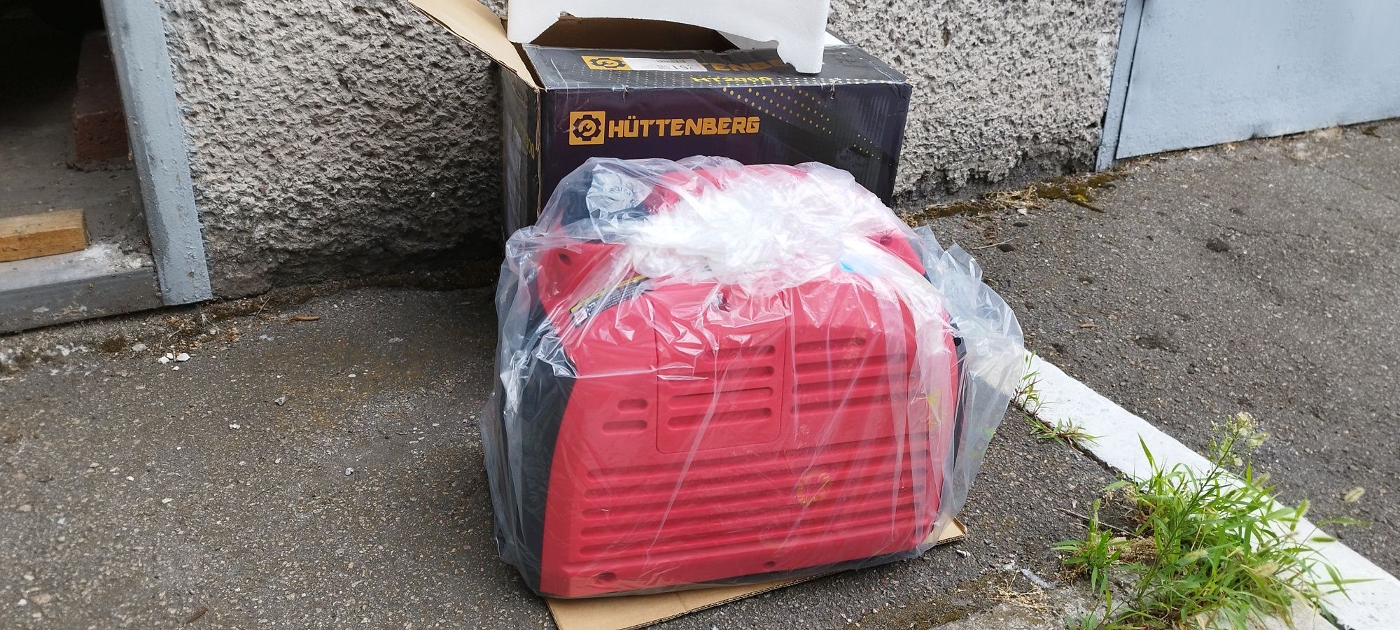 Генератор Huttenberg HT2000