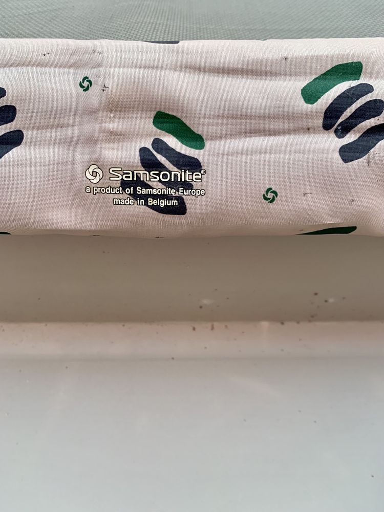 Mala de viagem grande SAMSONITE com cadeado