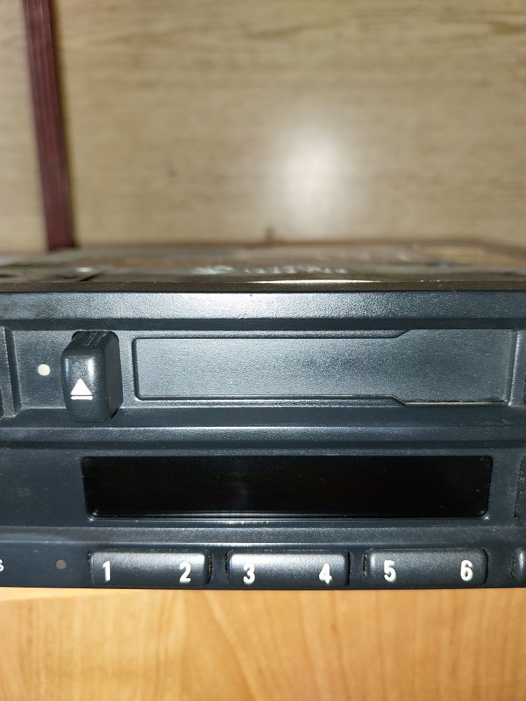 Radio BMW e 30 e34
