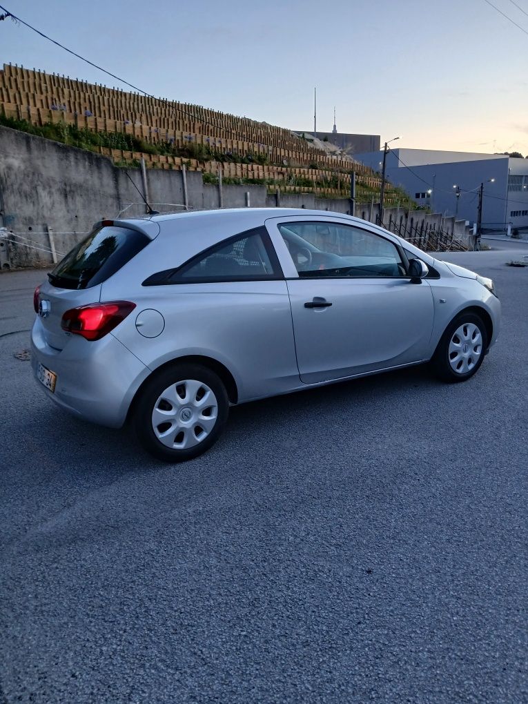 Opel corsa 1.3 cdti comercial