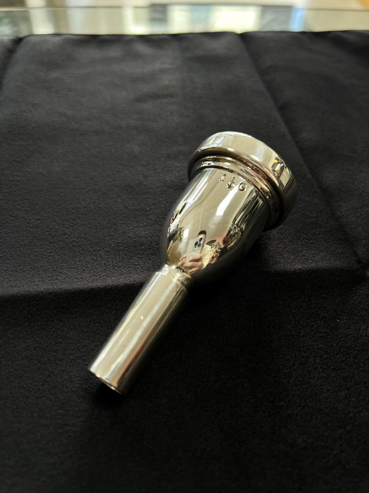 Bocal Trombone Baixo Bach Megatone 1 1/4 G
