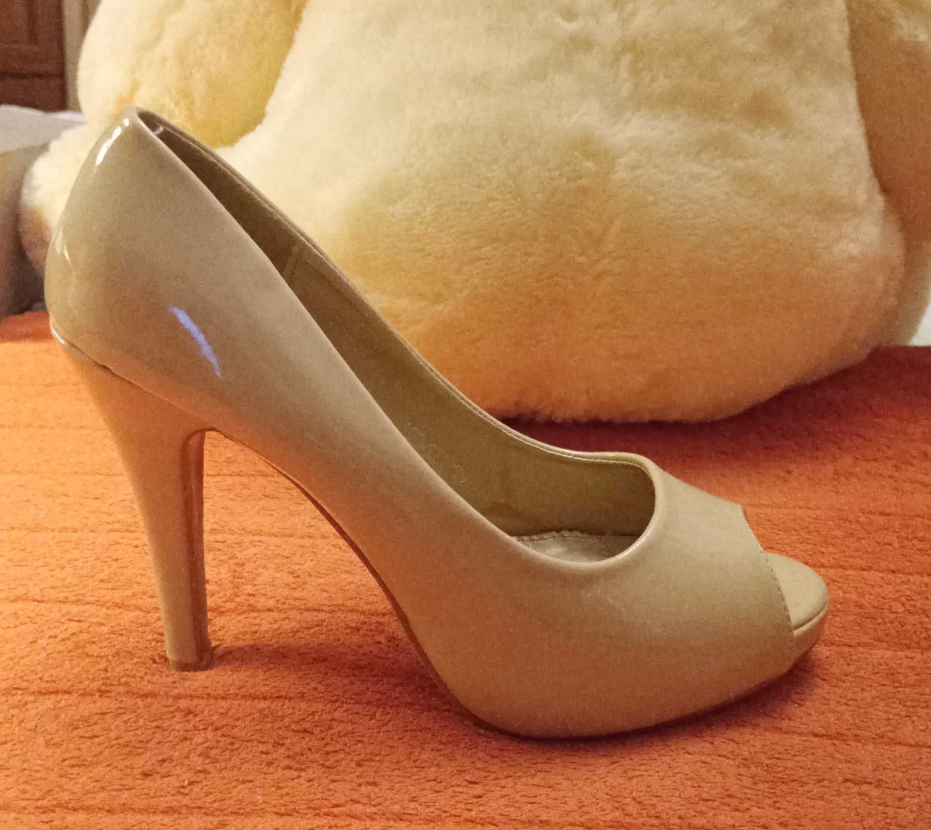 czółenka buty półbuty damskie szpilka r. 39, obcas 11 cm