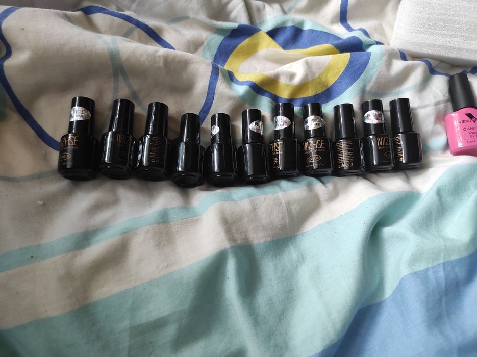 Лак для педикюра и маникюра