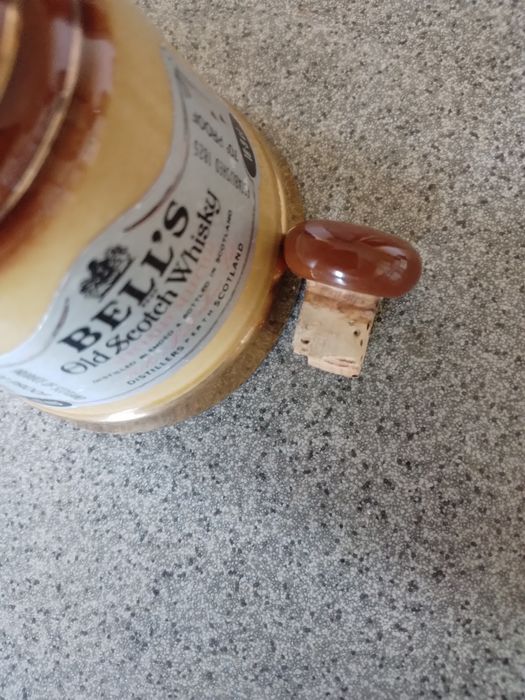 Kolekcjonerska butelka Bell's do whisky