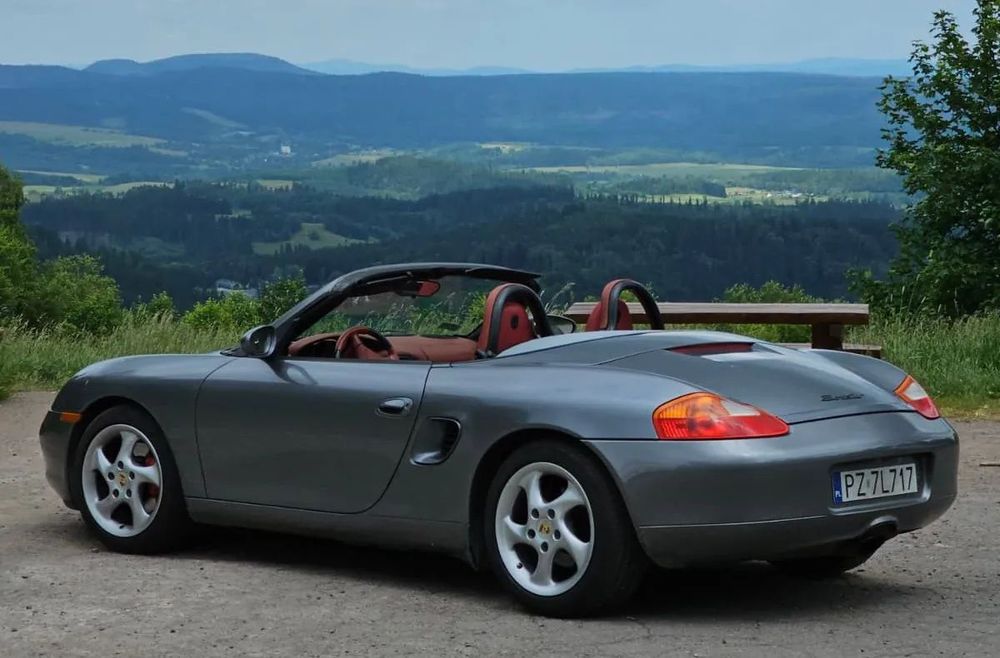 Porsche Boxster 2.7 manual - import z Japonii