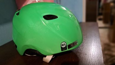 Kask narciarski dzieciny Giro