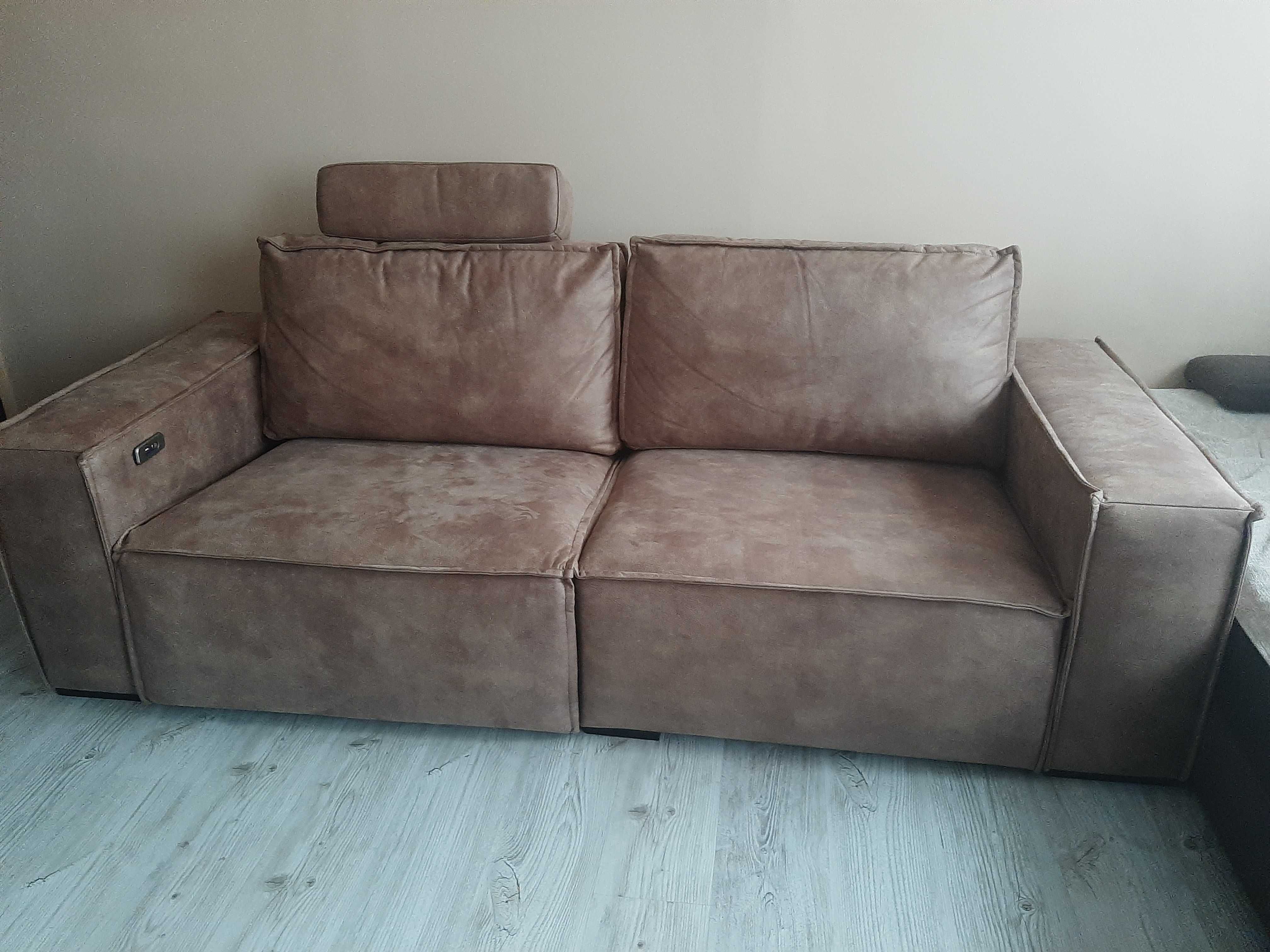 Sofa z elektryczną funkcją relaks