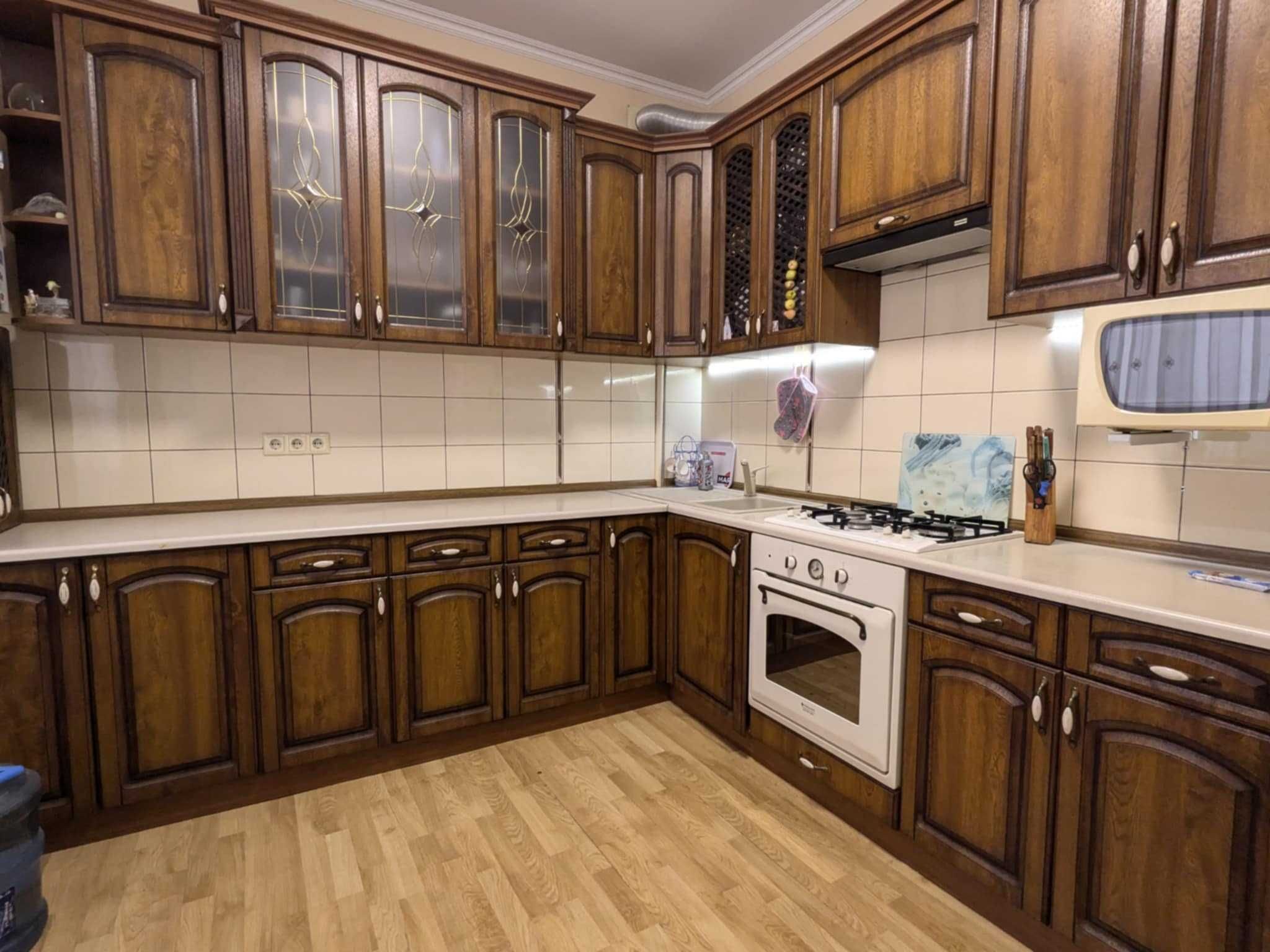 Дворівнева квартира в центрі міста вул.Донцова.