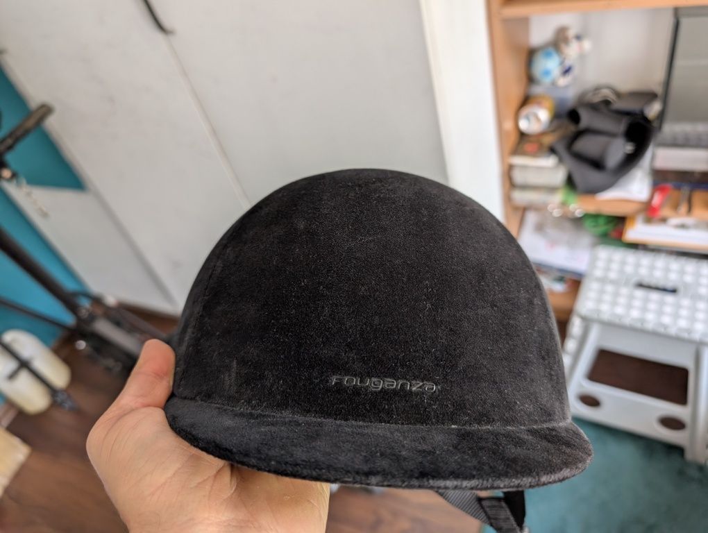 Kask jeździecki Fouganza 140 Nowy