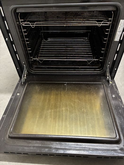 Piekarnik MASTERCOOK termoobieg dziala sprawny 100% zabudowa 60x60