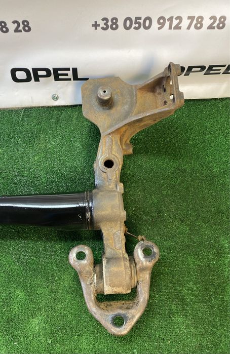 Балка задней подвески балка задня Opel Astra H Zafira B