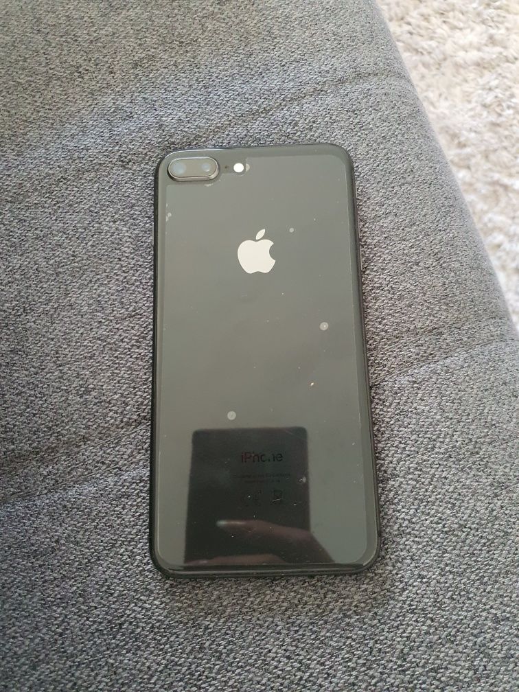 Iphone 8 plus 64GB