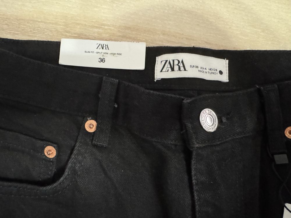 Джинси zara чорного кольору