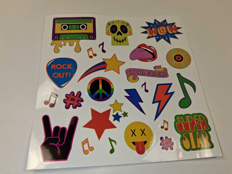 N223 Naklejki Dekoracyjne Rock Style Na Gitarę Laptop Gadżety