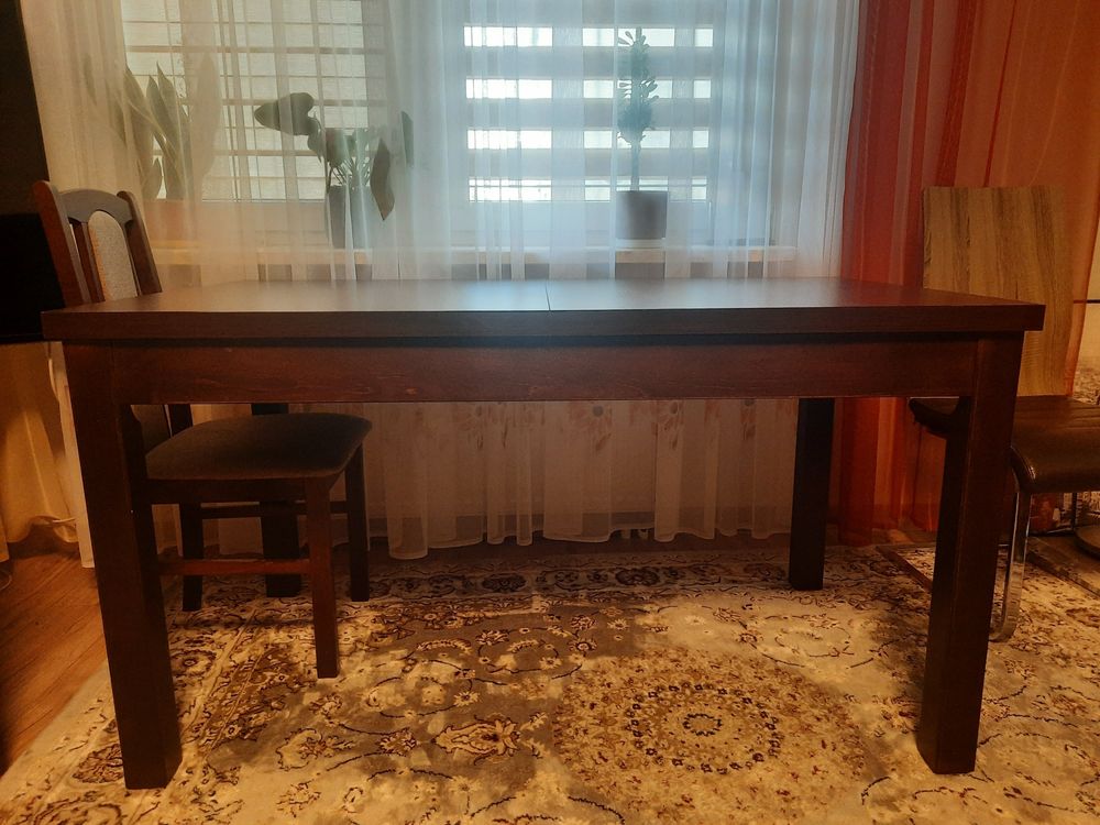 Kompet mebli drewnianych do salonu stół krzesła