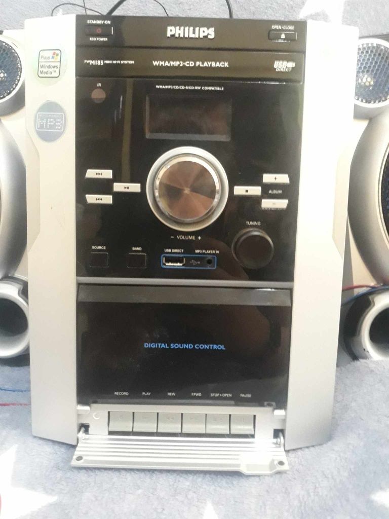 Wieża Philips z głośnikami