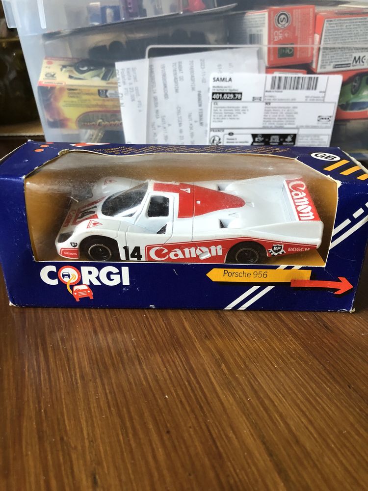 Corgi Porsche 956 1:43