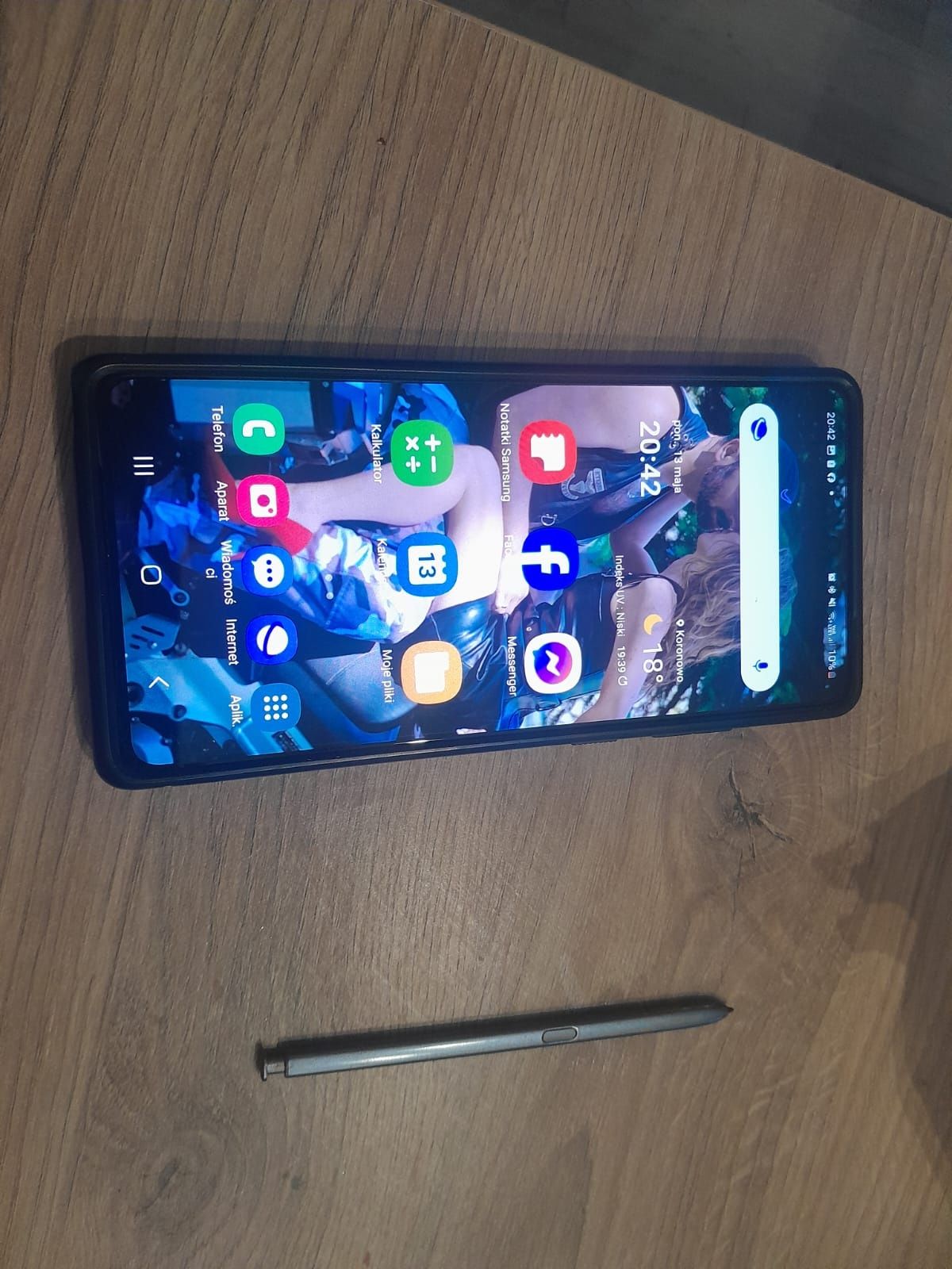 Samsung note 20 w dobrym stanie