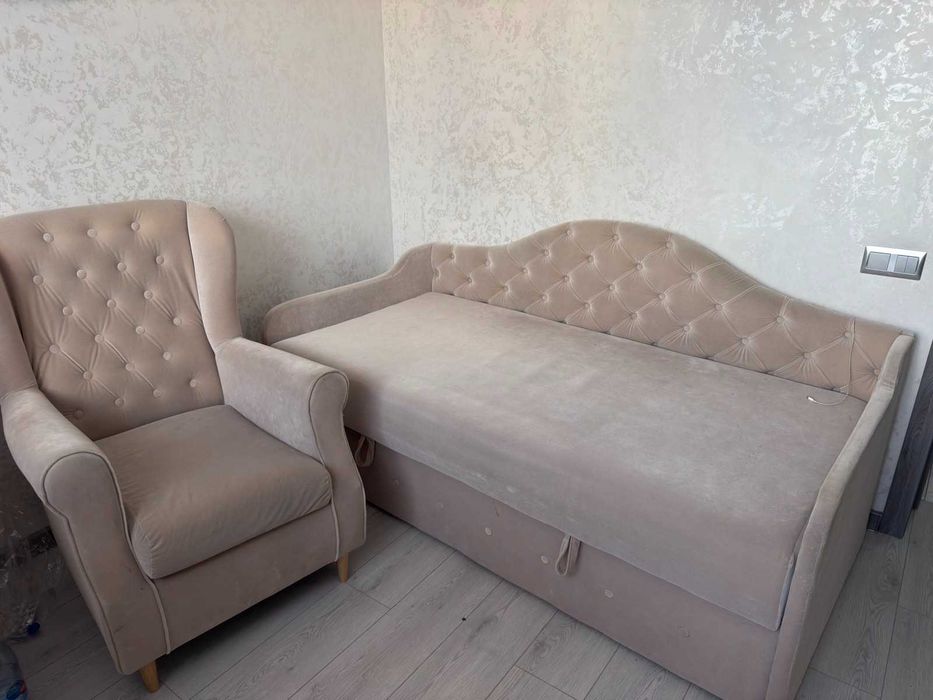 Продам диван + крісло