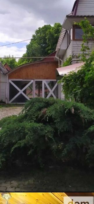 Продається будинковолодіння у селі Ільківка