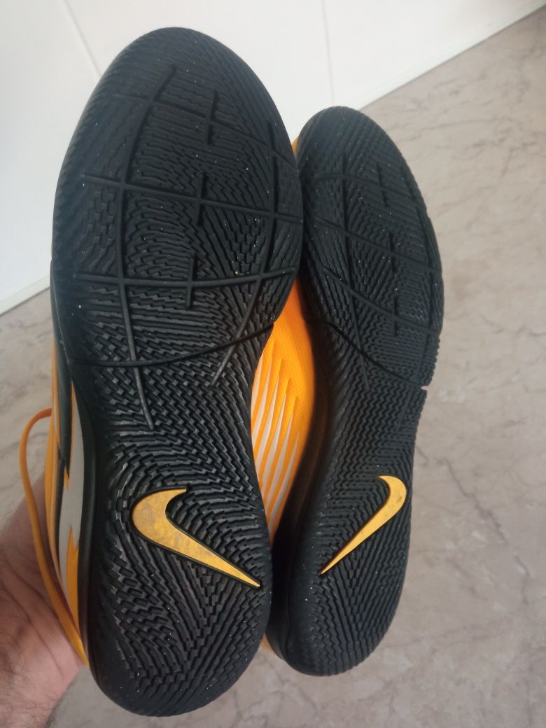 Nike Mercurial r. 36 23cm buty do halówki futsal