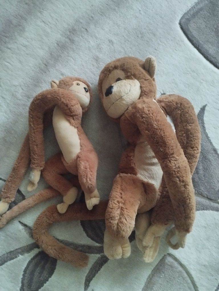 Мягкие игрушки ,детские рукзачки      .