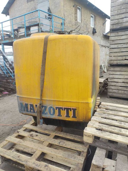 Ремонт бака комбайна Claas John Deer Case New Holland Amazon