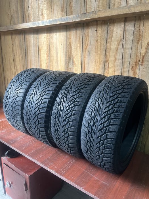 NOKIAN 255 40 18 /225 45 18 HAKKAPELIITA R3