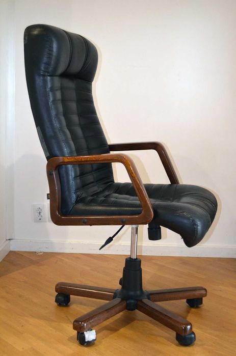 Крісло офісне / комп'ютерне  Атлантіс Екстра