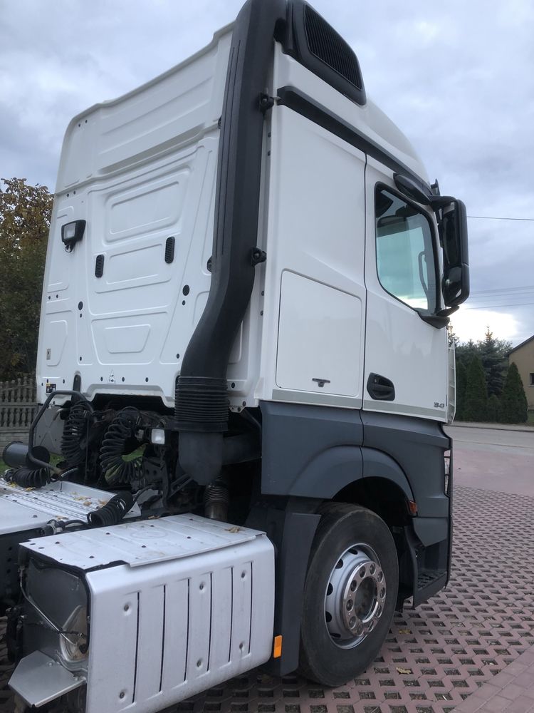 Kabina do Mercedes Actros MP4 BigSpace goła