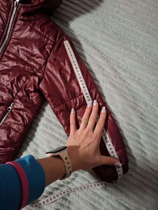 Продам демісезонні куртки