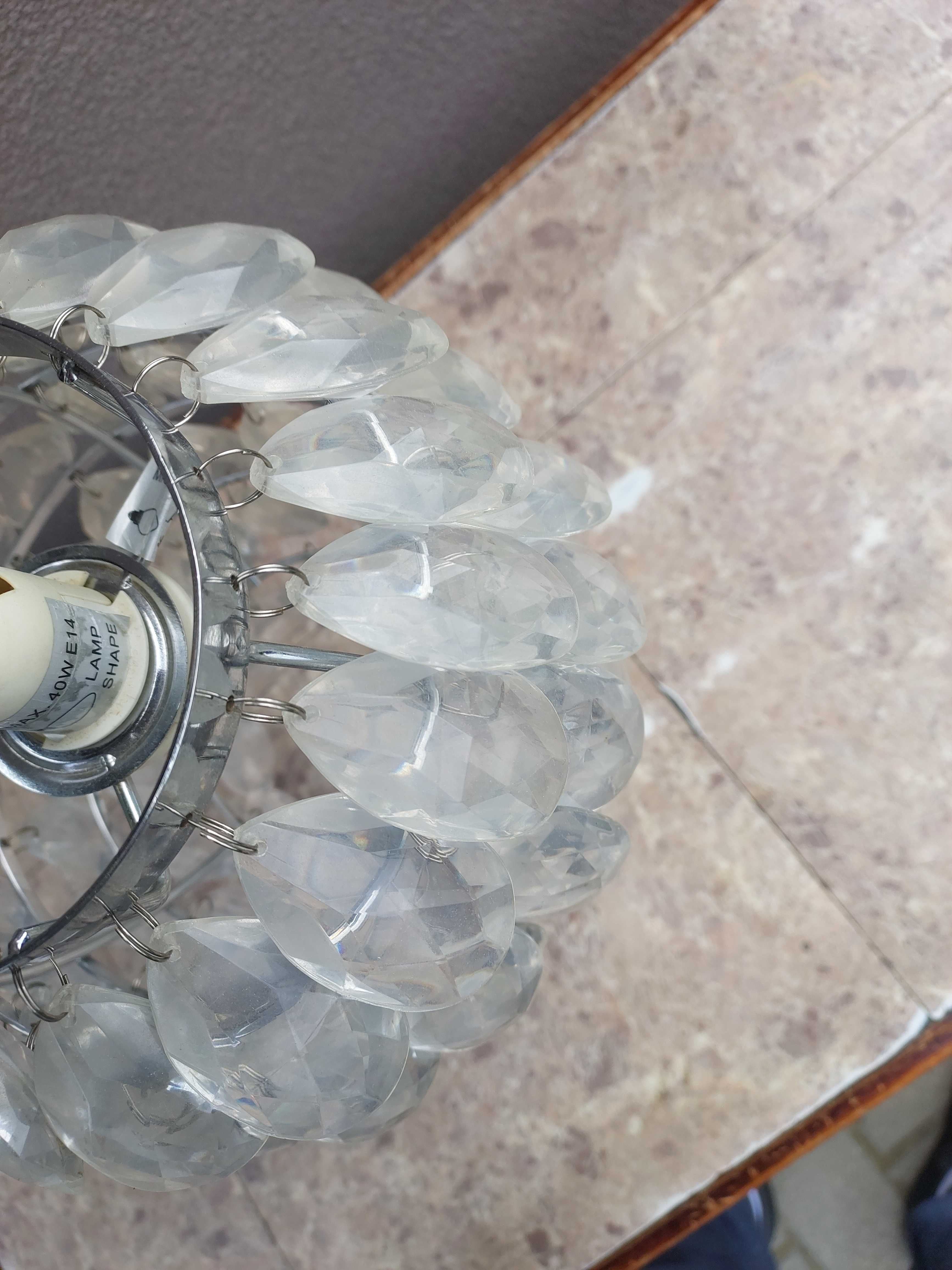 Lampa sufitowa kryształki akrylowe na łańcuchu glamour