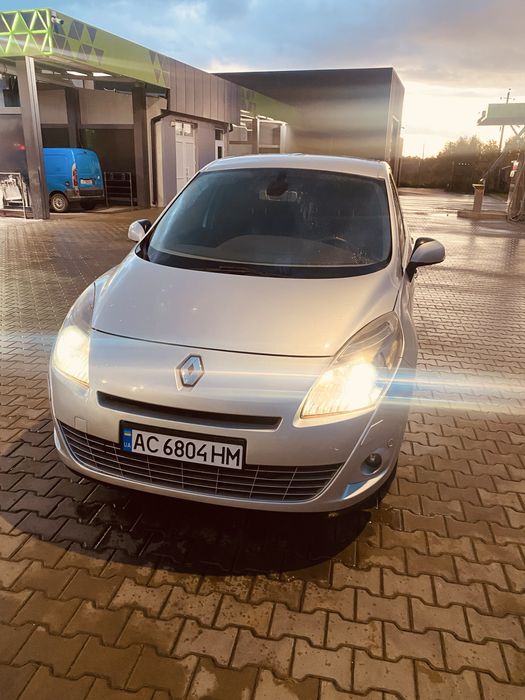 Рено Гранд Сценік 1.4-Тсе