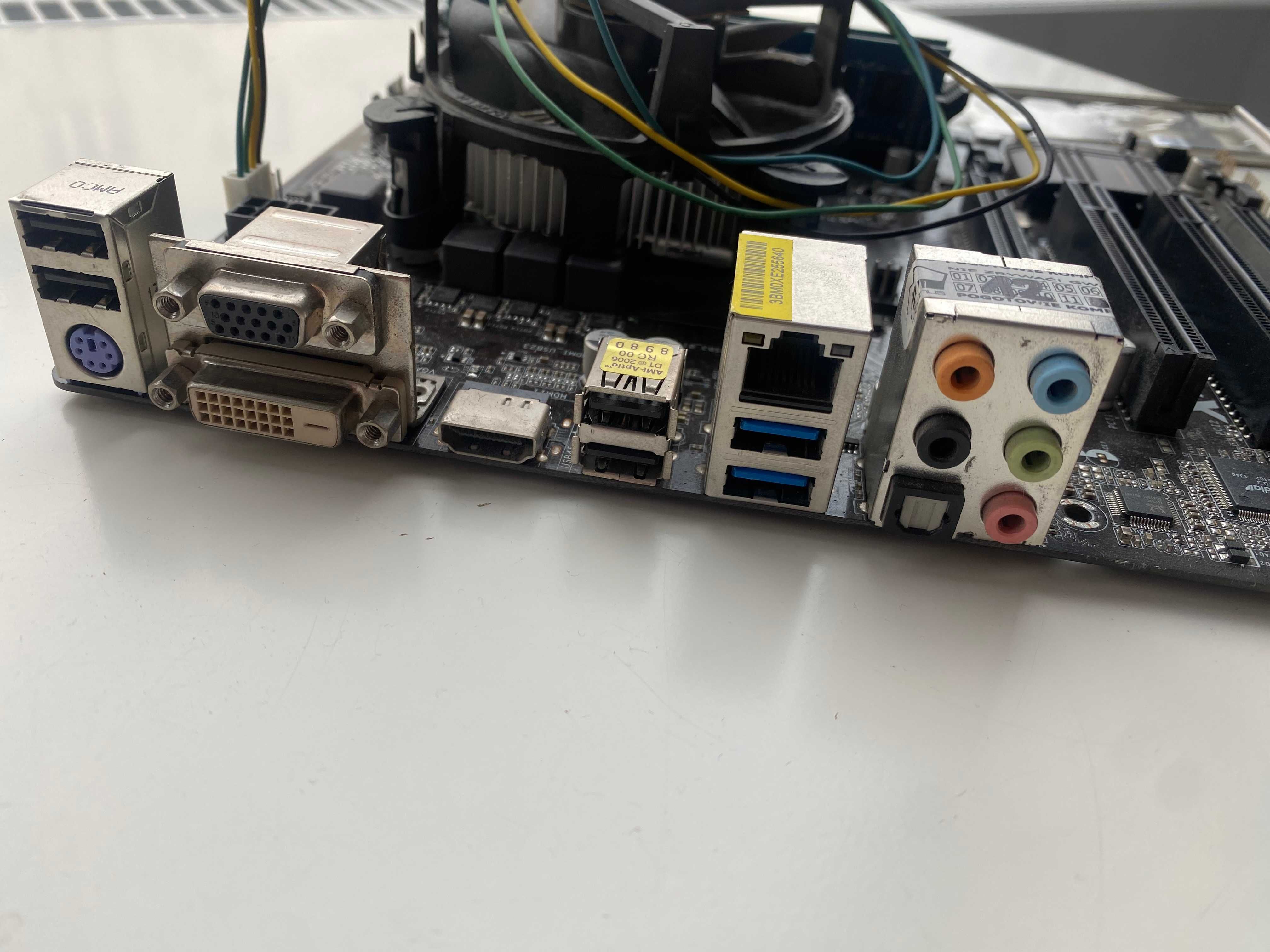 ASROCK B85M Intel i5-4570 2x4GB DDR3