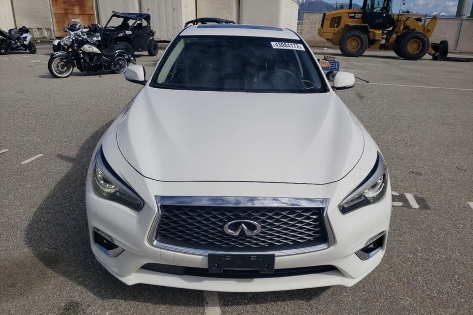 Infiniti Q50 Luxe 2019 рік