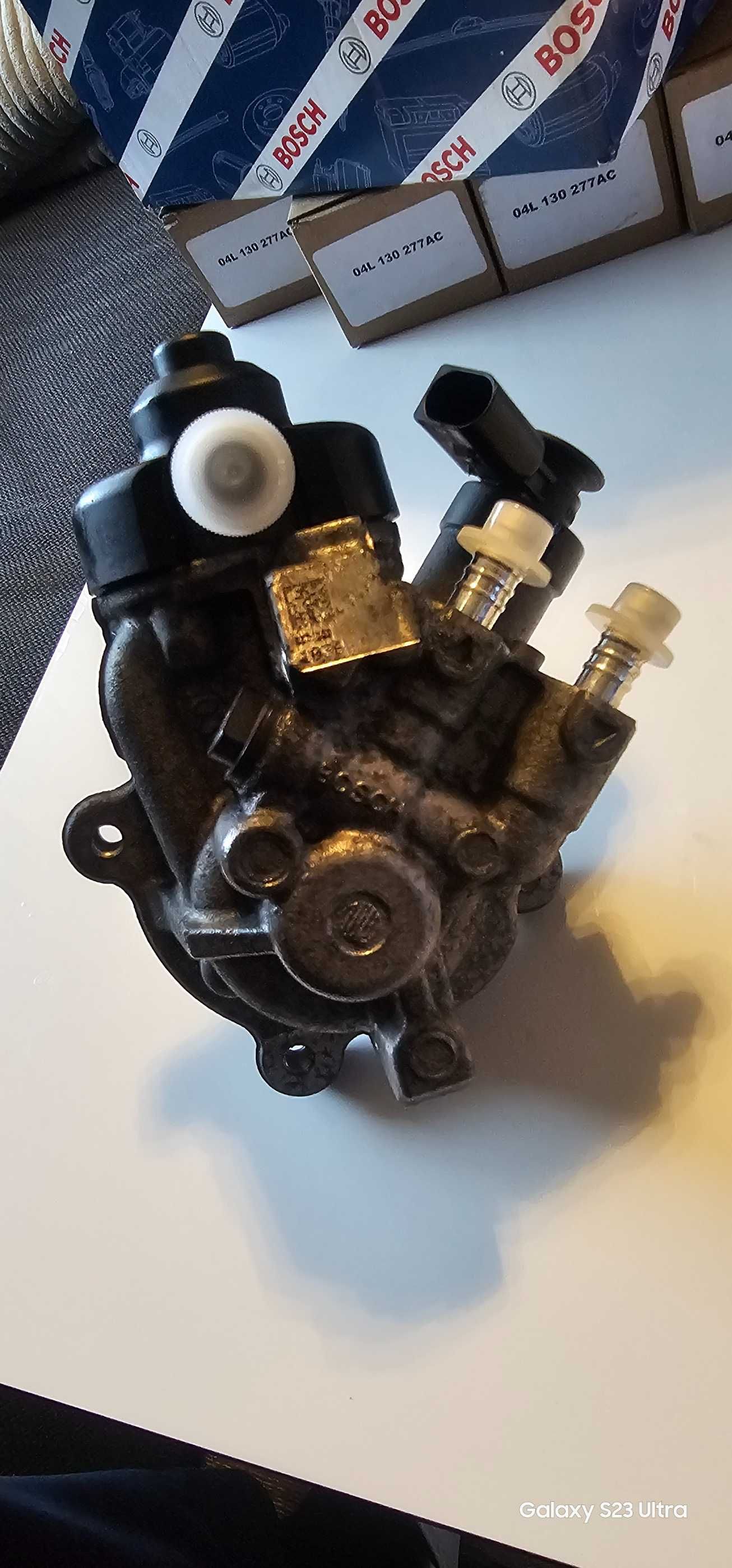 Pompa wysokiego ciśnienia VW 2,0 CRLB 04L130755E