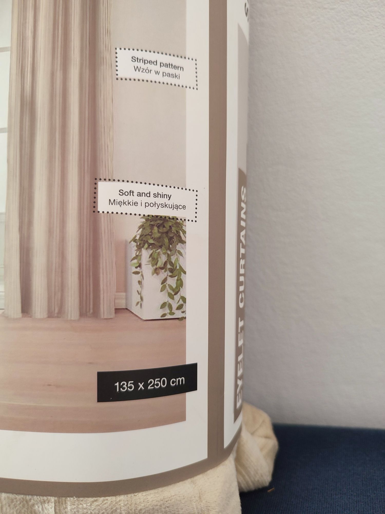Nowe zasłony SMUKEE na przelotach 2szt w komplecie 135x250