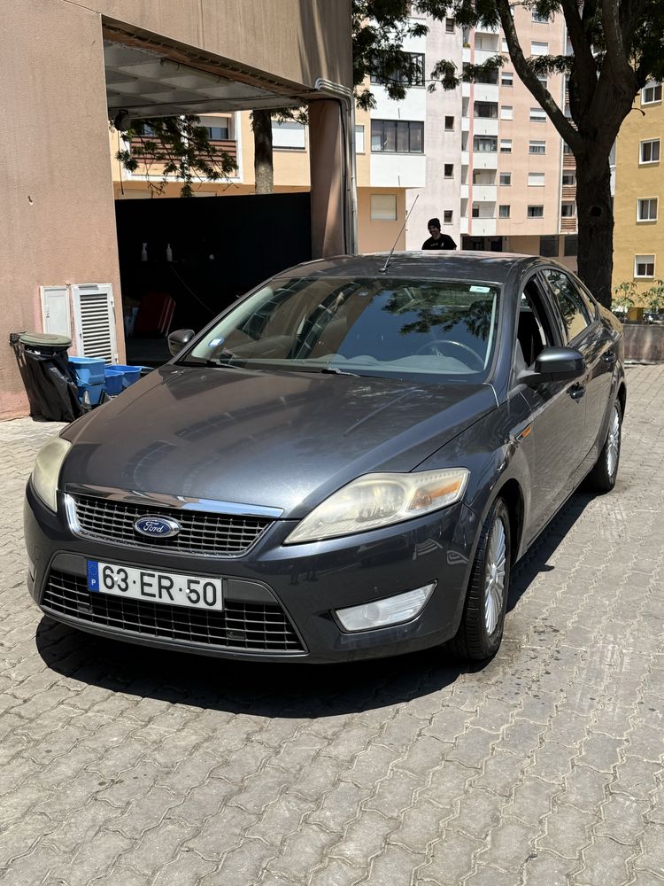 Ford Mondeo carro impecavel