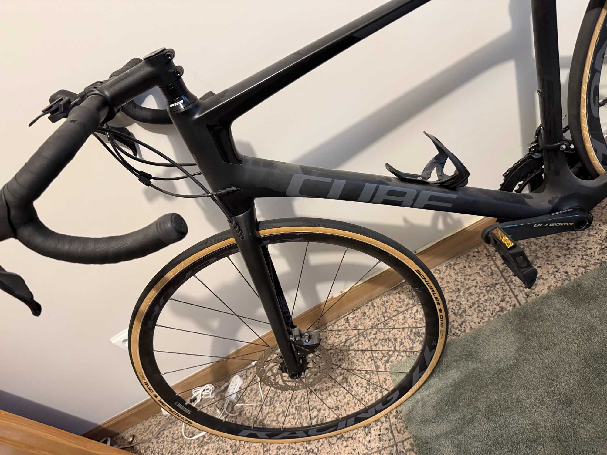 Bicicleta Cube Attain GTC