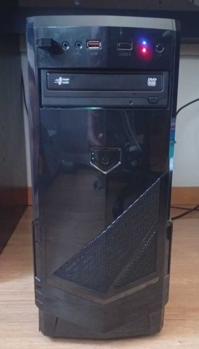PC AMD Ryzen 5 3400G, 16Gb RAM, disco 480Gb SSD, com Windows 10