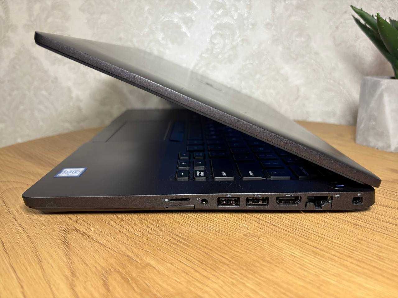 Ноутбук Dell Precision 5400 14 "FHD IPS/i7-8665/8 DDR4/256ssd/підсвітк