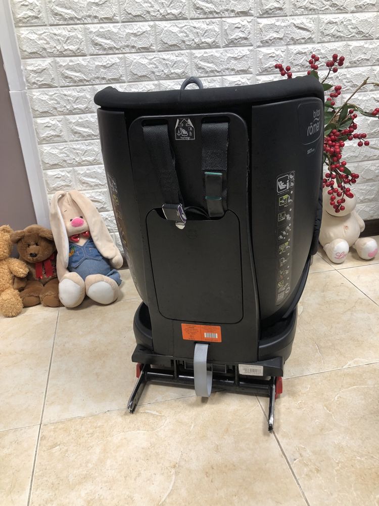 Автокрісло Britax Römer TRIFIX2 i-SIZE Група 1 (9-18 кг) Isofix