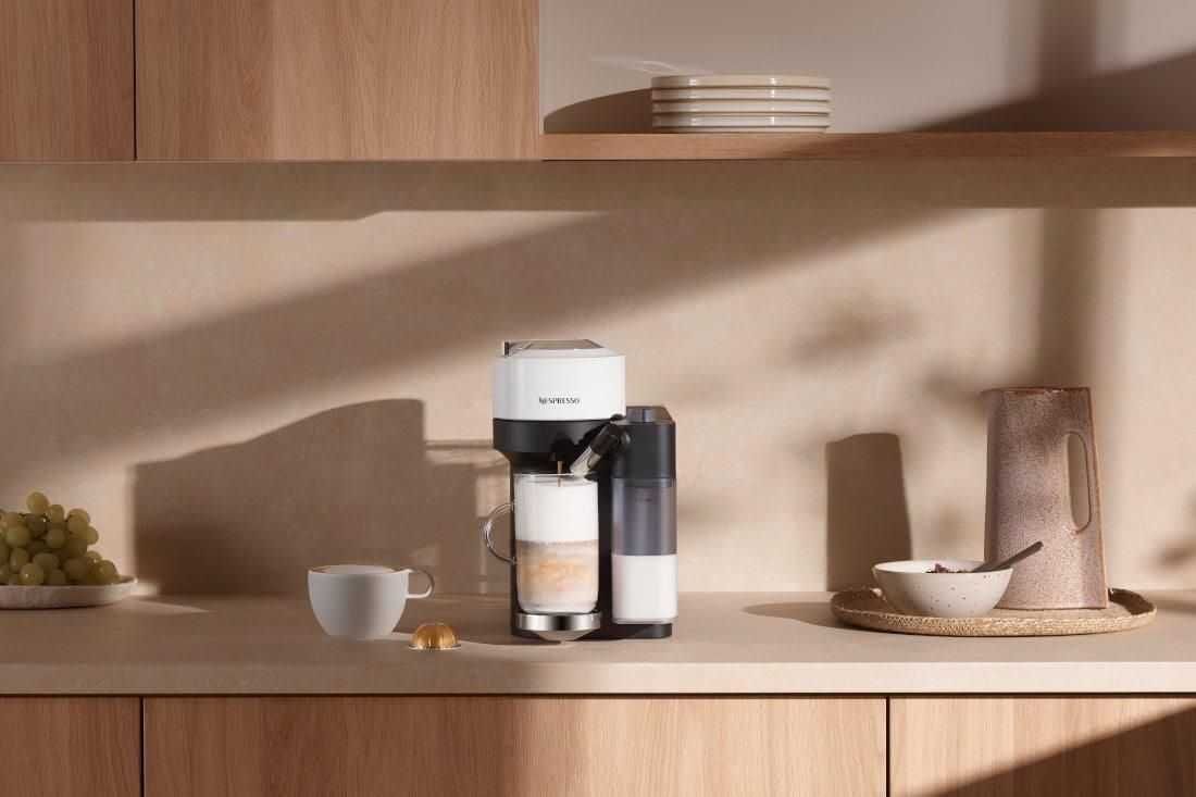 Ekspres kapsułkowy De'Longhi Nespresso Vertuo Lattissima ENV300.W
