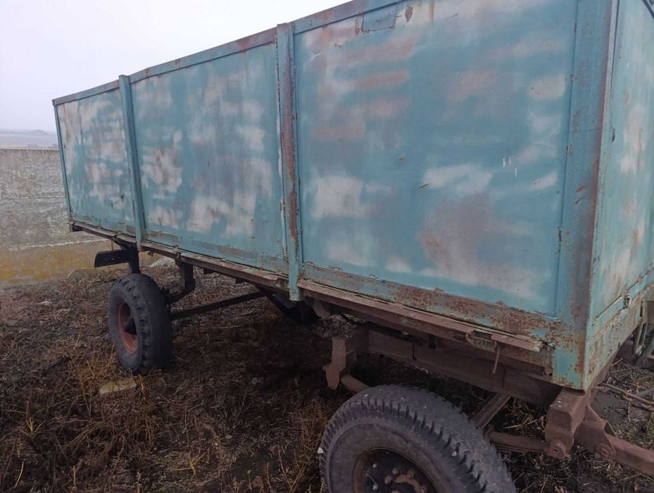 Причіп тракторний 2ПТС4