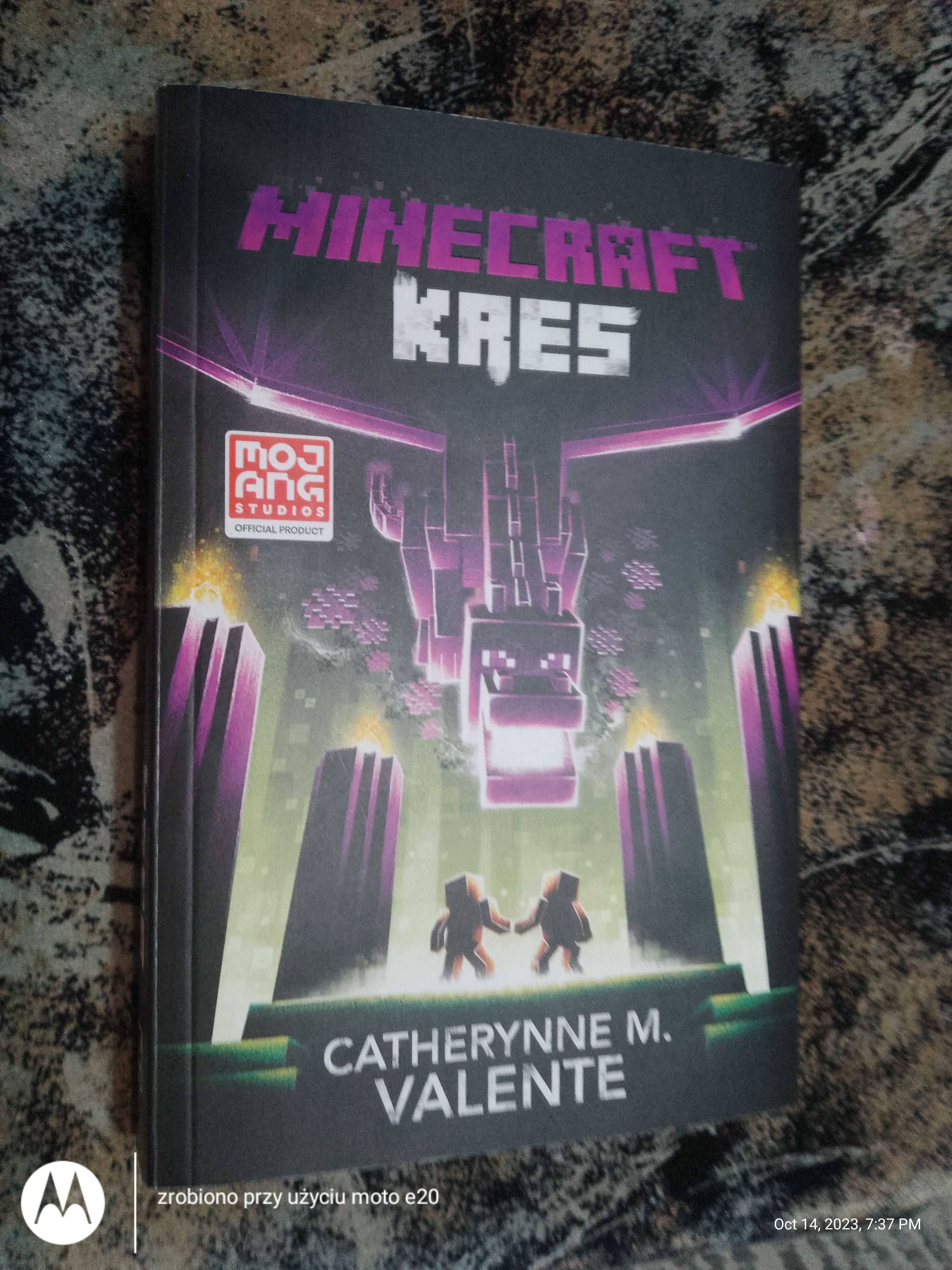 Minecraft kaes, Autor: Catherinne M. Valente