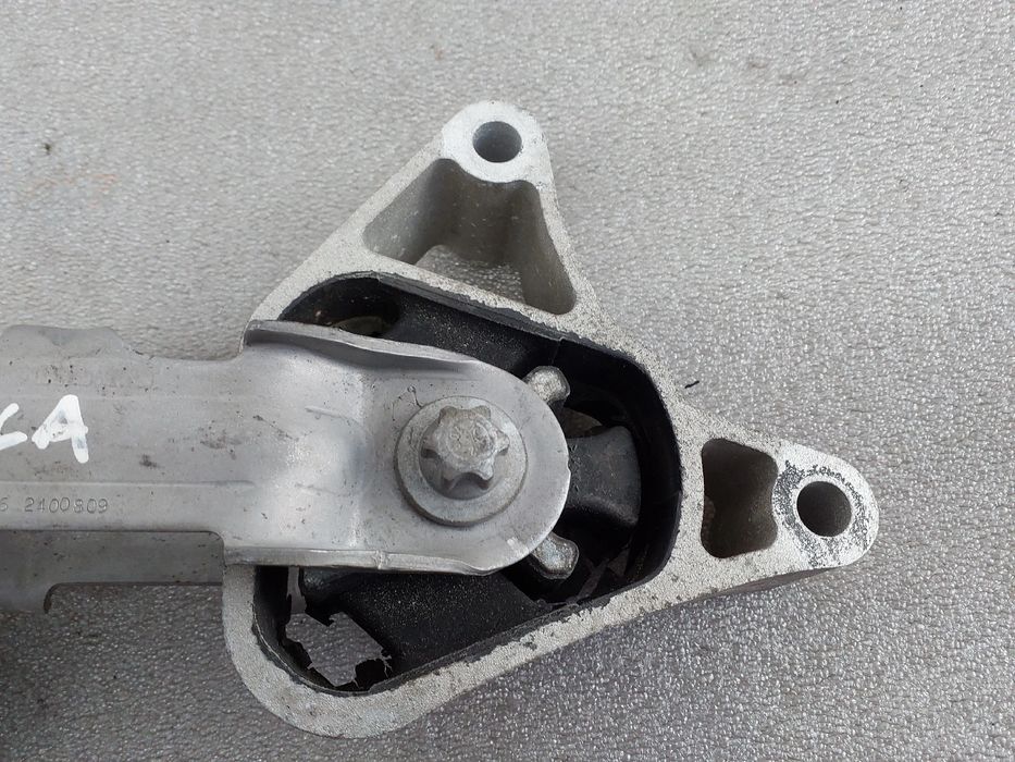 Suporte genérico MERCEDES-BENZ CLA Coupé (C117)