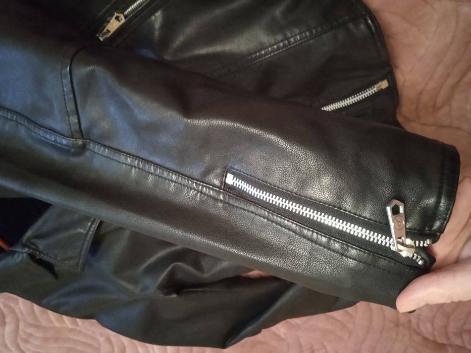 Зимова чоловіча  куртка