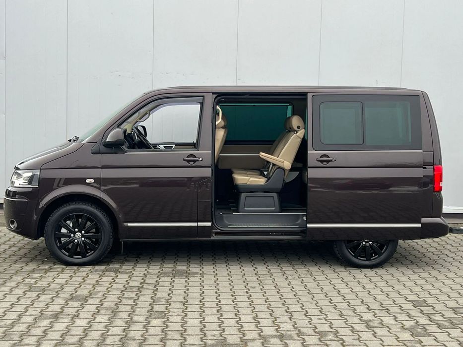Volkswagen Multivan Highline TDI Automat DSG Bezwypadkowy Oryginalny Lakier Rok Gwarancji