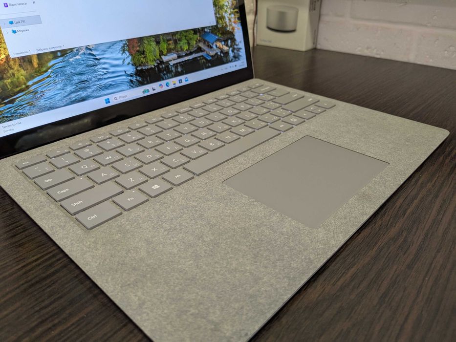 Microsoft Surface Laptop 2 - 13.5" - Core i7-8650U/16gb/512gb #334