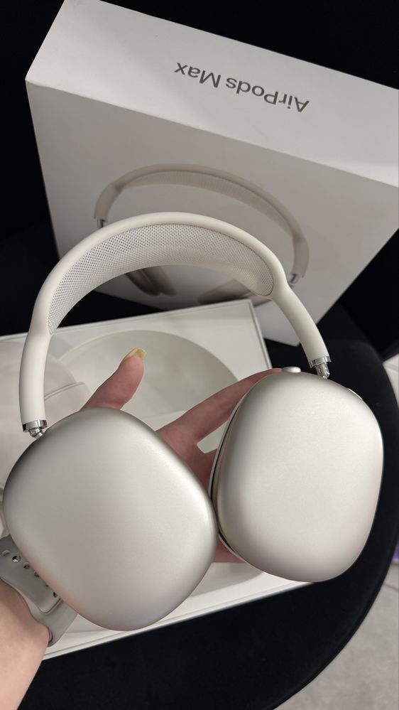 Навушники Apple Airpods Max 2 Starlight нові